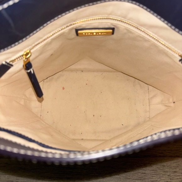 Tory Burch Navy Leather Bag - Picture 6 of 10